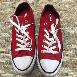 Red converse!